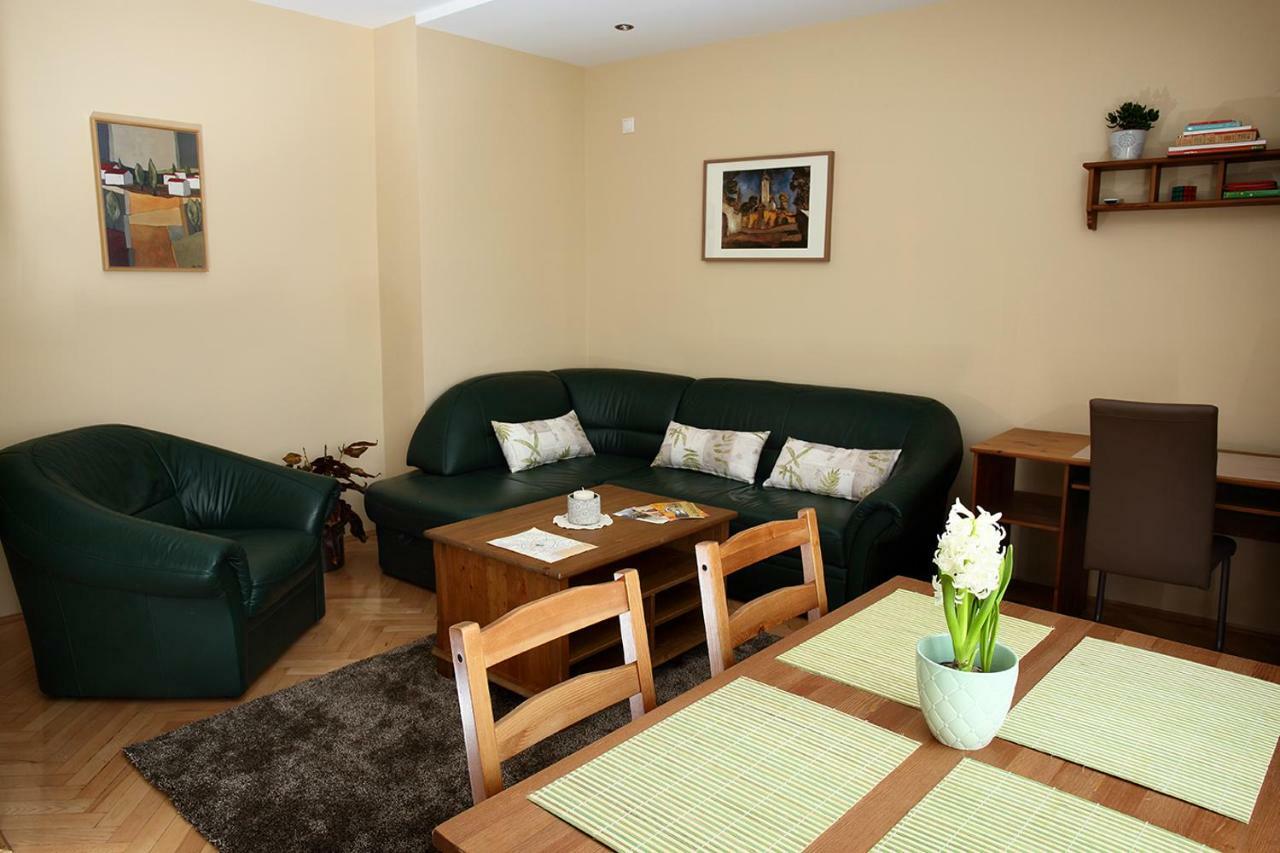 Ecomfort Apartment Kecskemet Exterior photo